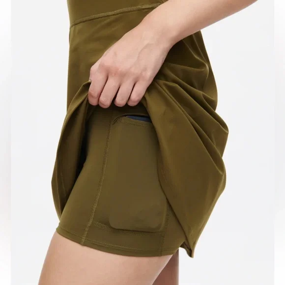 Exercise Dress - Picture 4 of 4